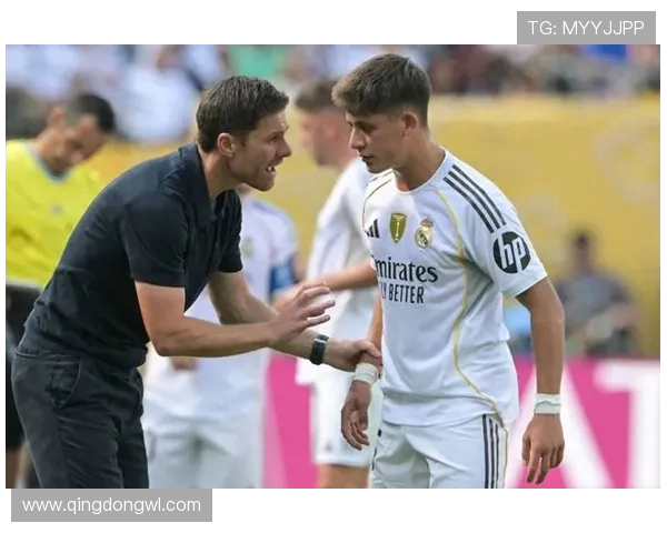 阿隆索因备战时间紧迫拒绝率领皇马征战世俱杯引发球迷热议